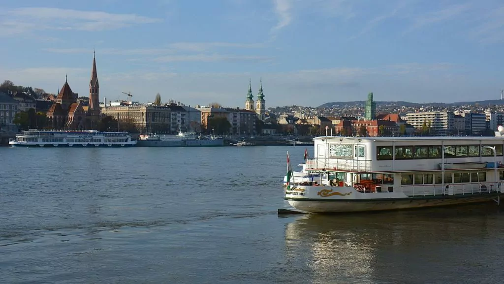 Göra i Budapest: Båttur på Donau