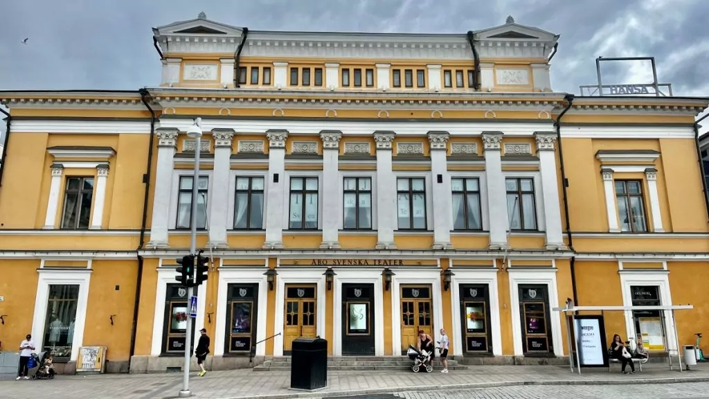 Svenska teatern