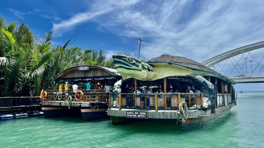 Flodkryssning på Loboc River på Bohol