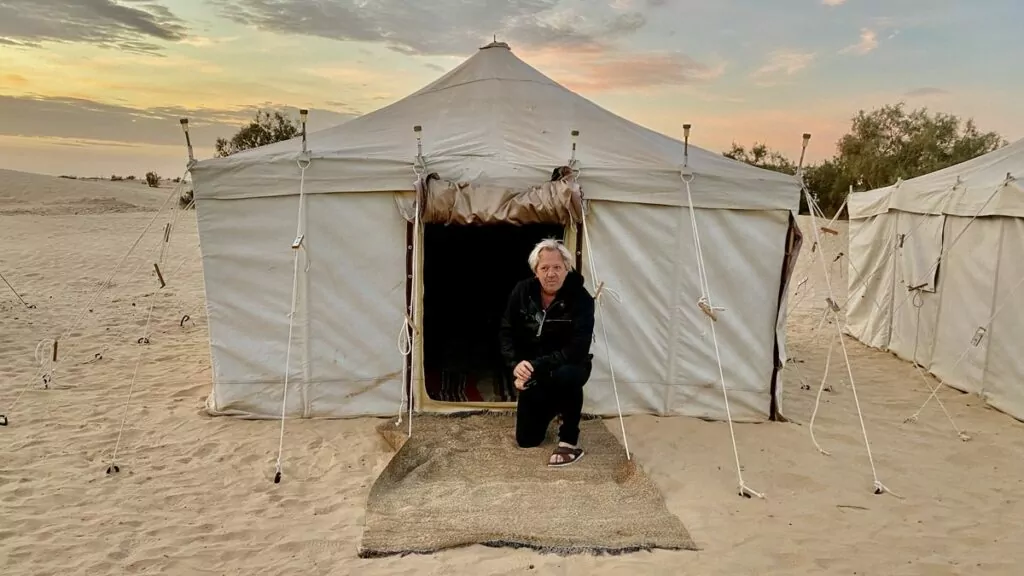 Att göra i Tunisien - bo i tält i Sahara